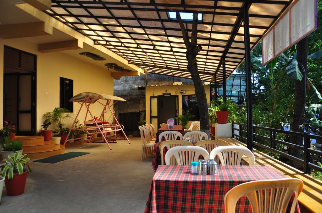 Hotel Oasis Monte Abu Exterior foto